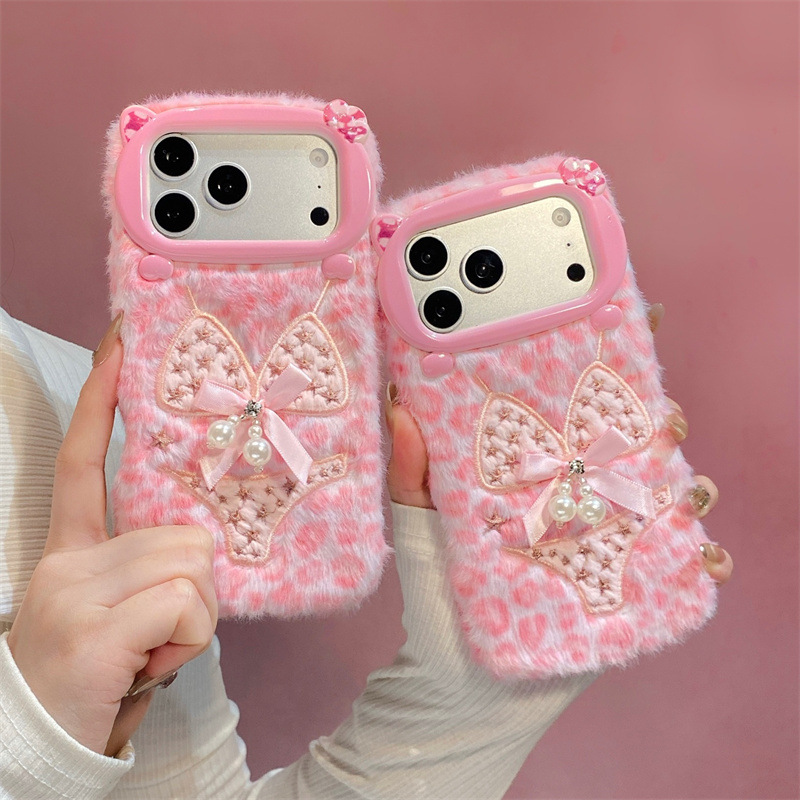 Apple Iphone 16 - Etui z pluszu z motywem perłowego