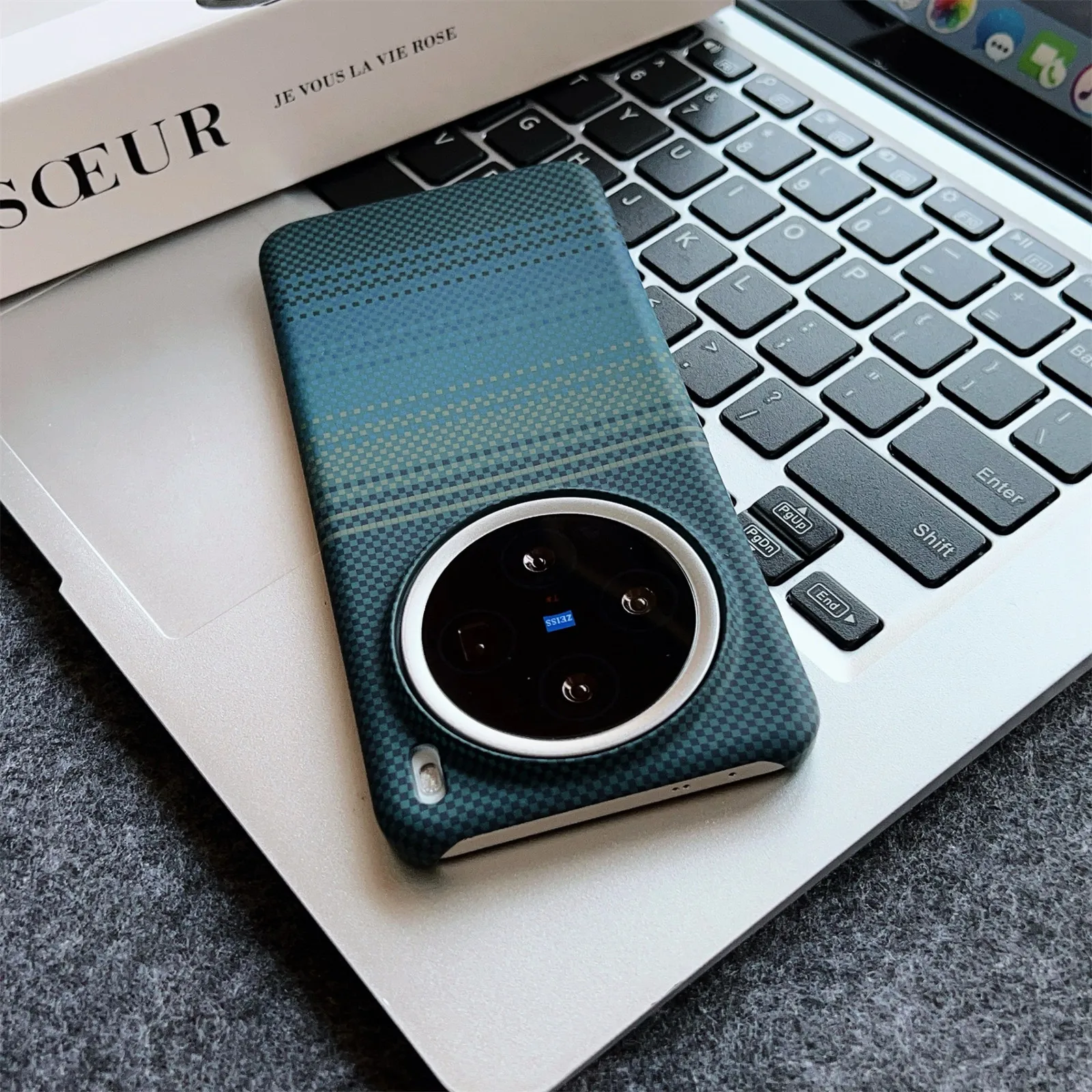 Etui z włókna węglowego Kevlar – Vivo X200 recenzja i cena