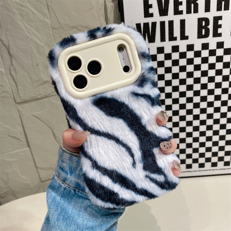 Luksusowe etui na telefon z wz – Apple Iphone 16 recenzja i cena